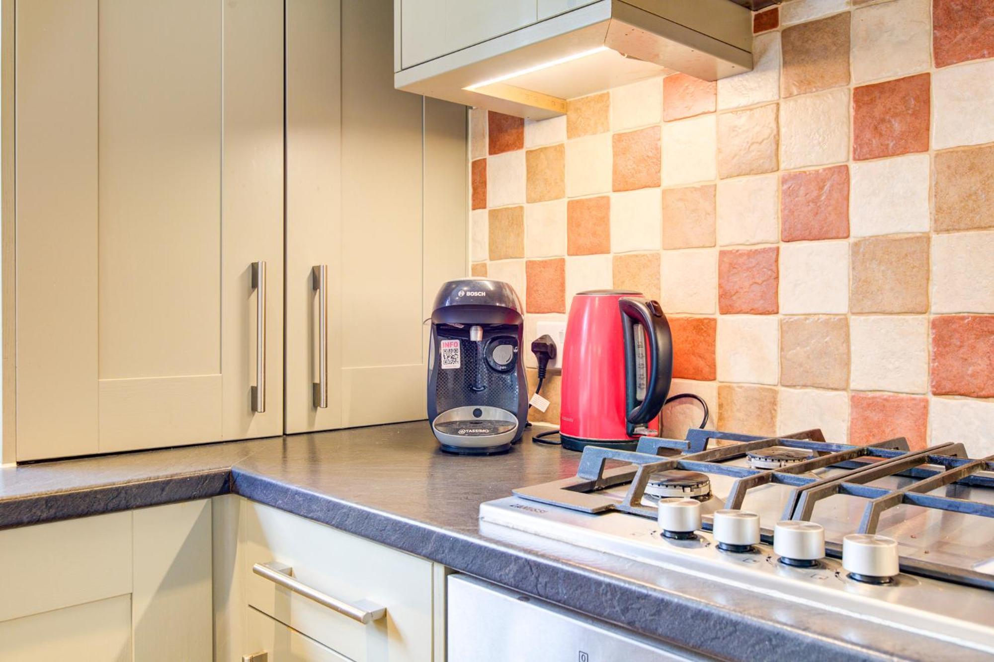 Spacious & Modern 2 Bed Sleeps 5 In Walthamstow London Exterior foto